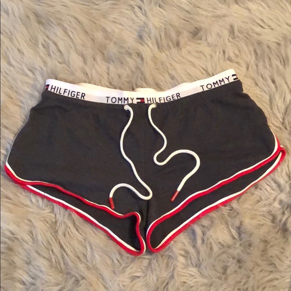Tommy Hilfiger Pants - Tommy Hilfiger Retro Shorts